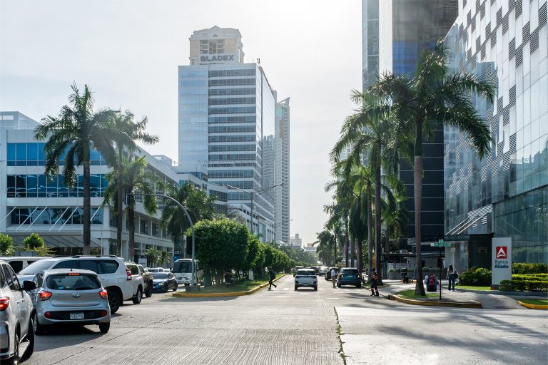 Cables soterrados: una inversión estratégica para ciudades más ordenadas 